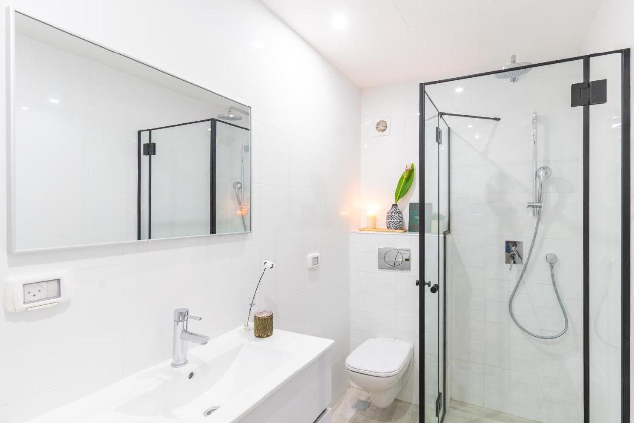 Tranquil Stay Near The Beach By Sea N' Rent Nahariya Bagian luar foto